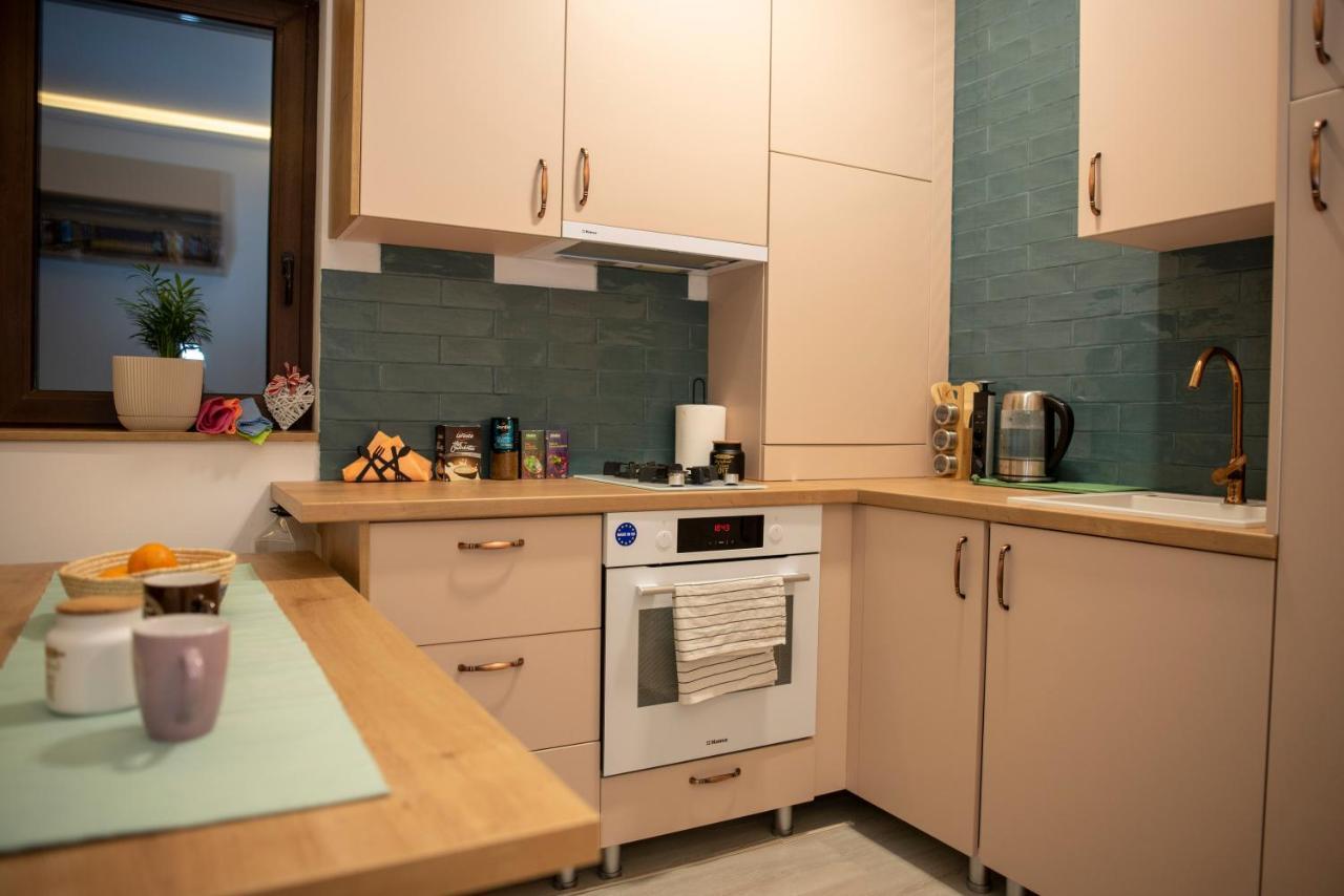 Cross Caraiman View 1 Apartment Busteni Bagian luar foto