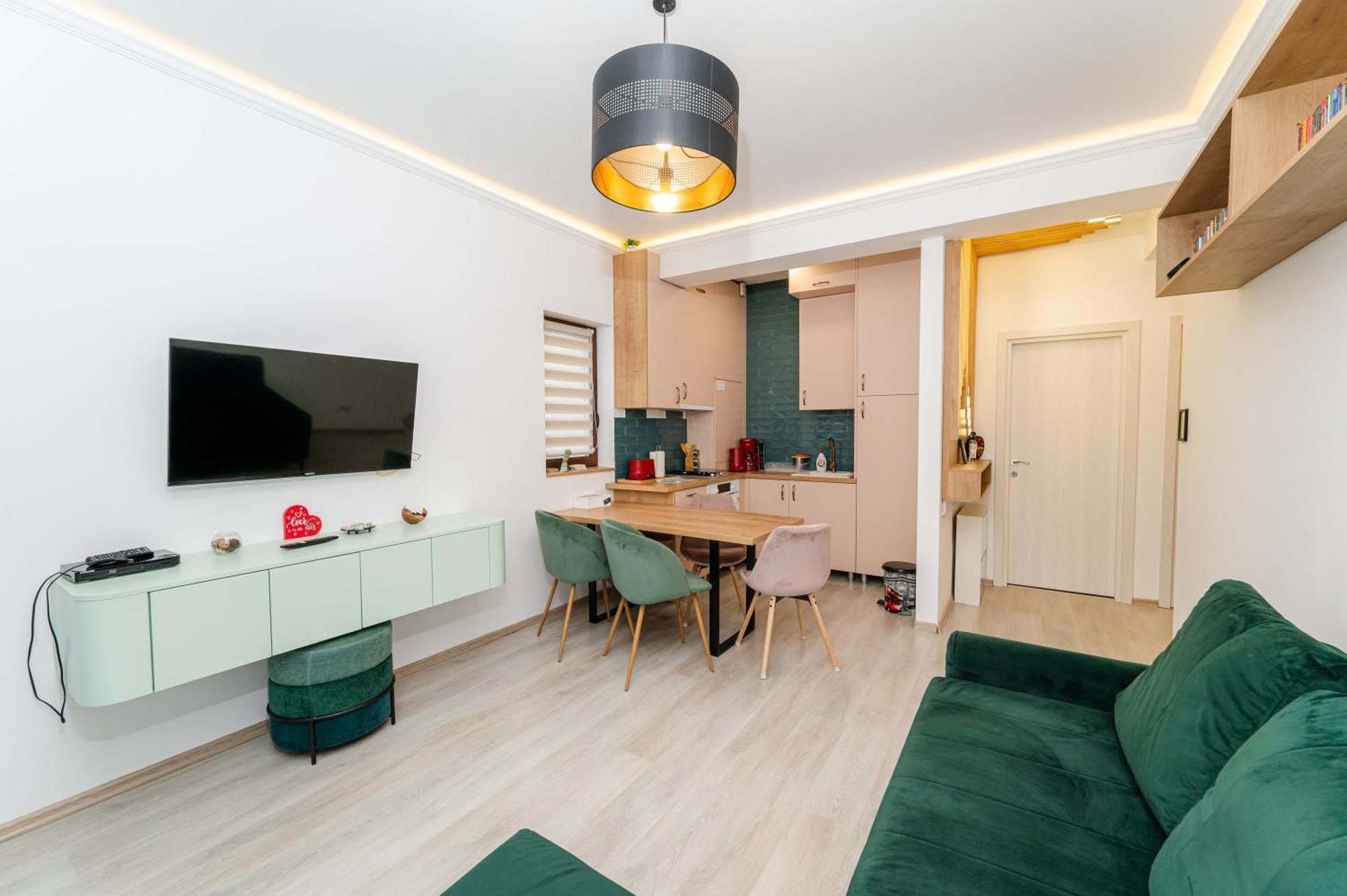 Cross Caraiman View 1 Apartment Busteni Bagian luar foto