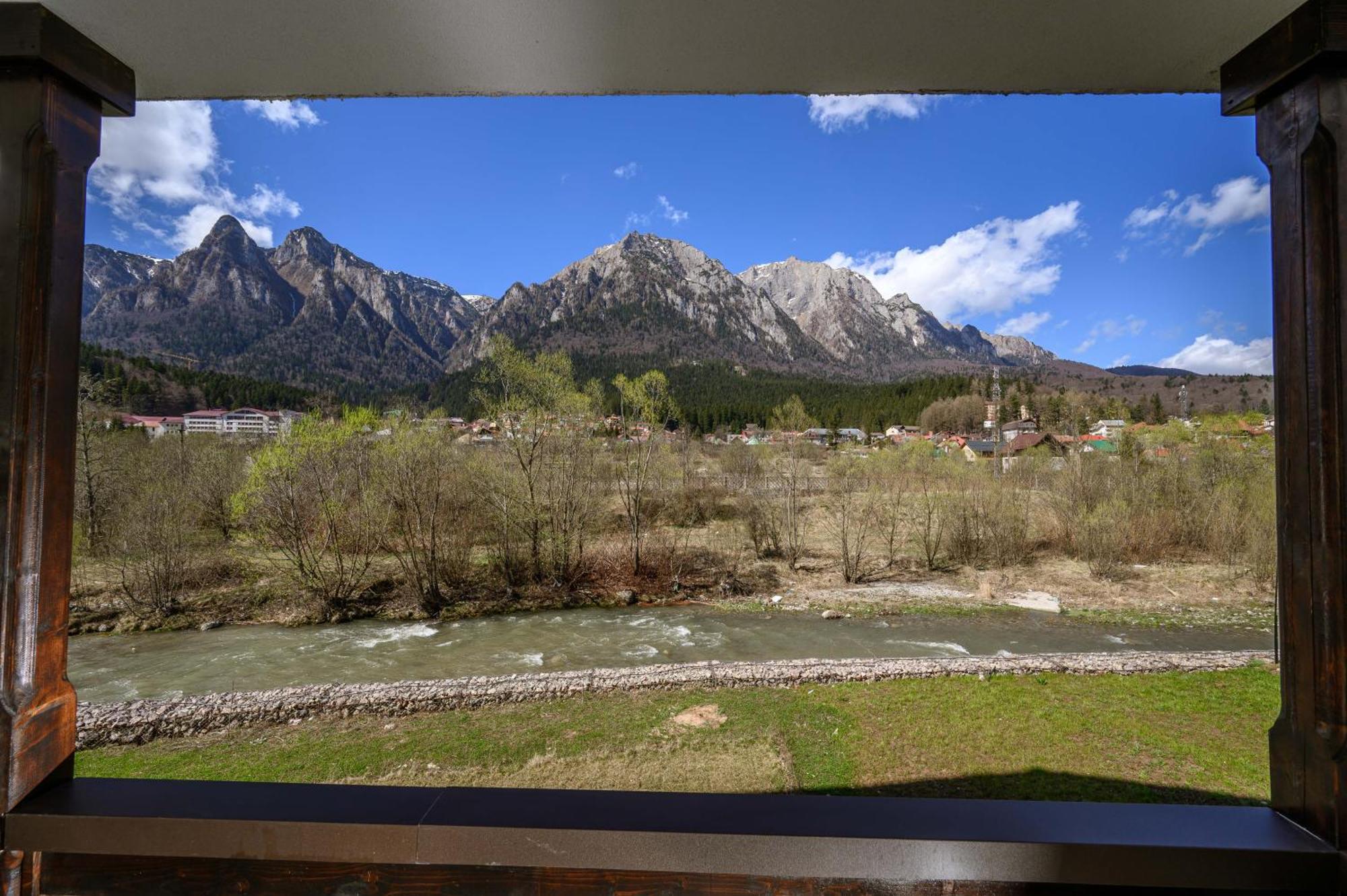 Cross Caraiman View 1 Apartment Busteni Bagian luar foto